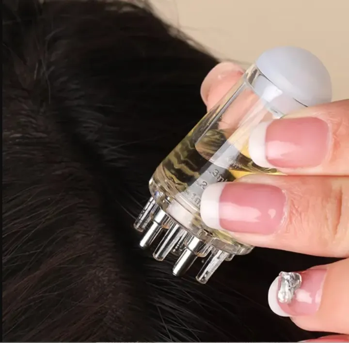 Scalp%20Applicator%20&%20Massage%20Comb%20%E2%80%93%20Portable%20Mini%20Tool%20for%20Hair%20Loss%20&%20Scalp%20Care%20-%20Image%204