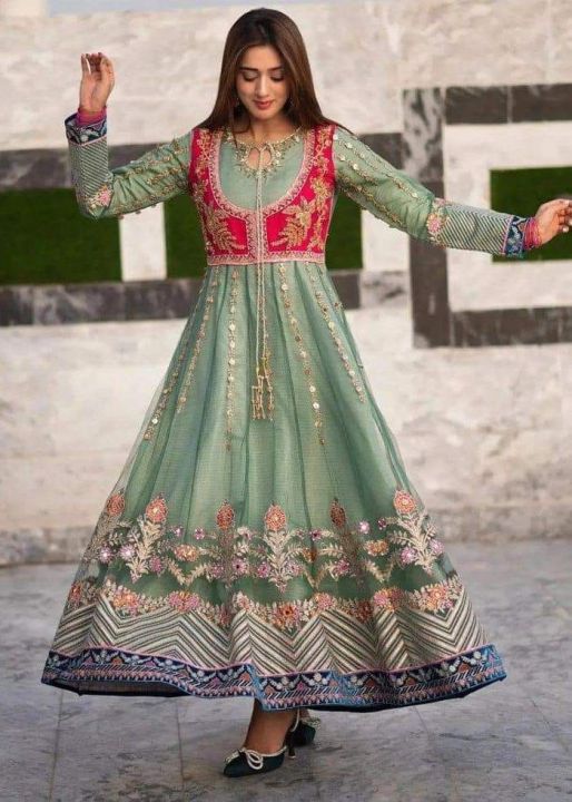 Maxi 2 Piece Jannat Mirza Style By Aura The Fashion Freedom