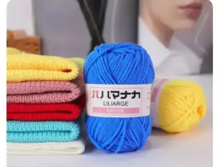 High%20Quality%20Warm%20100%25%20Acrylic%20100g%203%20Ply%20Milk%20Cotton%20Yarn%20Winner%20Sweater%20Yarn%20for%20Hand%20Knitting%20Scarf%20-%20Image%206