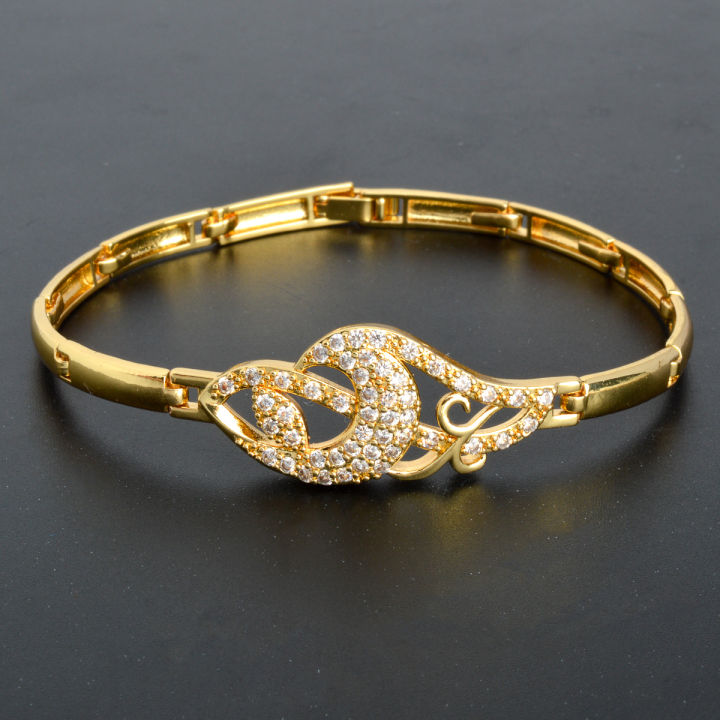 Butterfly%20Love%20Heart%20Bracelets%20for%20Women%20Aesthetic%20Gold%20Color%20Zircon%20Bangle%20Vintage%20Fashion%20Jewelry%20Accessories%20Party%20New%20Gifts%20-%20Image%206