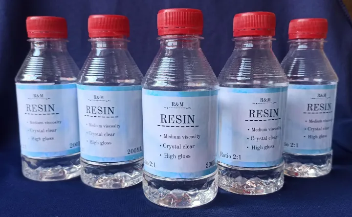 Imported%20super%20clear%20resin%20art%20epoxy%20,%0A300%20ml%20Crystal%20Clear%20%20%20epoxy%20resin%20liquid%20set%20(ratio%202:1%20)%20%20,Medium%20viscosity%20R&M%20Epoxy%20Resin%20,resin%20art%20accessories%20-%20Image%202