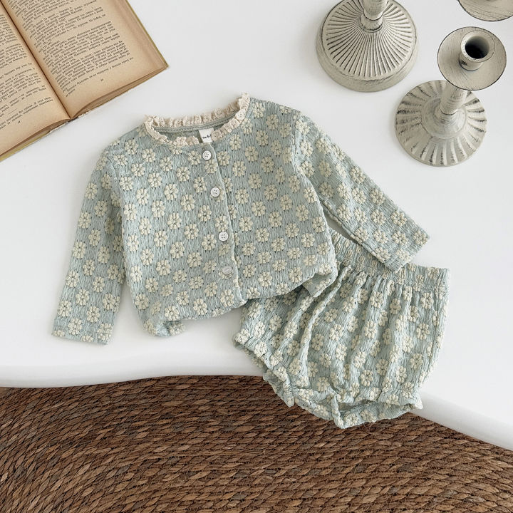 Summer%20Hot%20European%20Style%20Style%20Floral%20Embroidery%20Baby%20Onesie%20Set%20Breathable%20Long%20Sleeve%20Top%20+%20Shorts%20Baby%202Pcs%20Set%20-%20Image%203