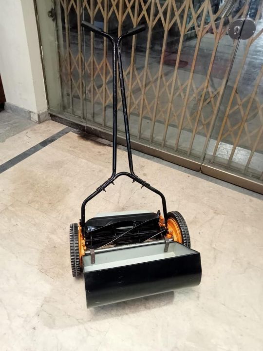 Hand lawn mower