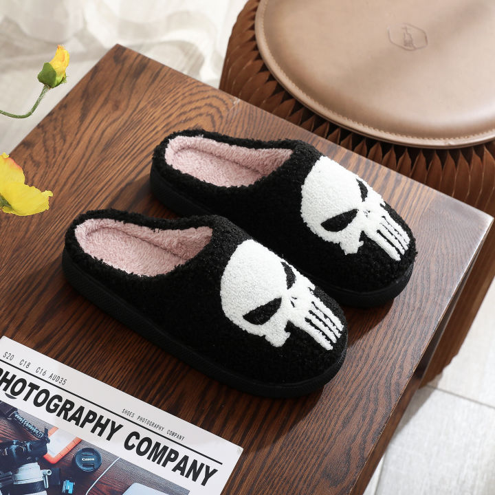 Punisher%20Skull%20Pattern%20Fashion%20Embroider%20Plush%20Home%20Thick-Soled%20Comfortable%20Woolen%20Cotton%20Slippers%20Personalized%20Warm%20Non-Slip%20Indoor%20Slippers%20for%20Men%20and%20Women%20Can%20Wear%20Halloween%20Christmas%20Gifts%20-%20Image%202