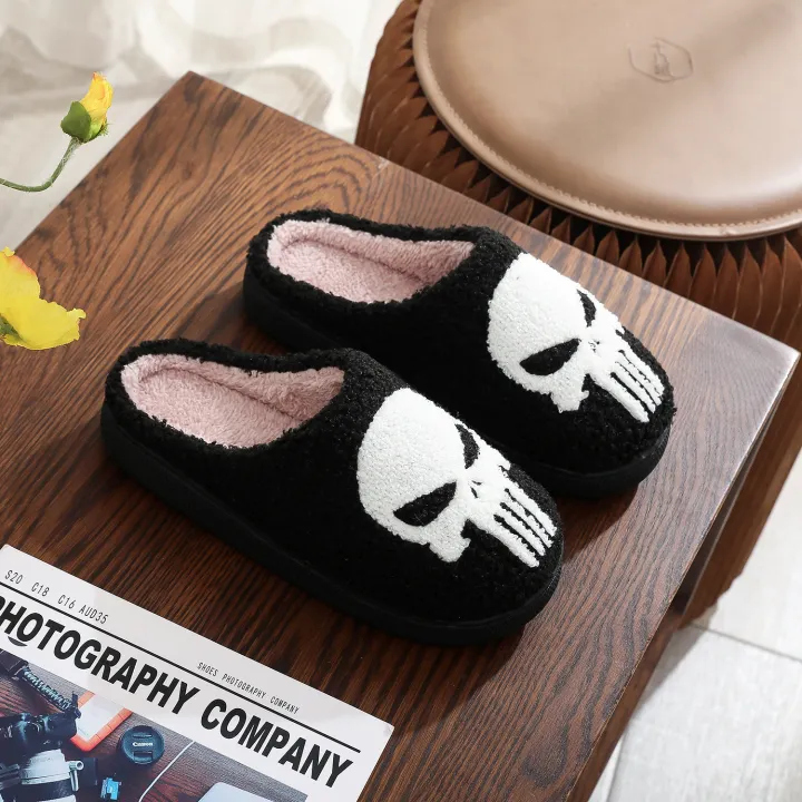 Punisher%20Skull%20Pattern%20Fashion%20Embroider%20Plush%20Home%20Thick-Soled%20Comfortable%20Woolen%20Cotton%20Slippers%20Personalized%20Warm%20Non-Slip%20Indoor%20Slippers%20for%20Men%20and%20Women%20Can%20Wear%20Halloween%20Christmas%20Gifts%20-%20Image%202