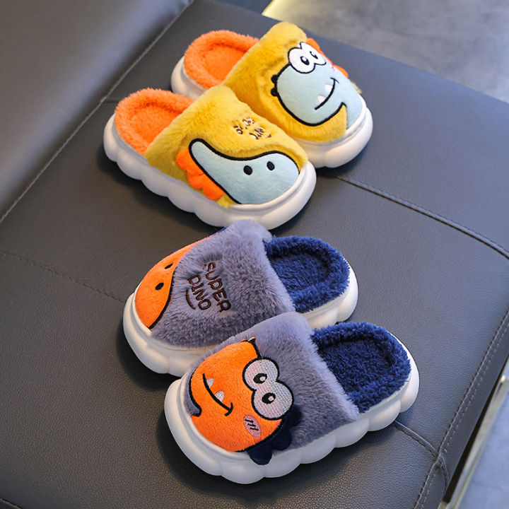 Winter%20children's%20cotton%20slippers%20for%20boys%20and%20girls,%20anti%20slip%20and%20warm%20bags,%20and%20parent-child%20fuzzy%20and%20plush%20home%20baby%20cotton%20-%20Image%203