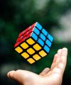 Super fast Rubik's cube + Solving method. 