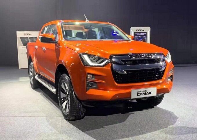 Solar%20cell%20waterproof%20IP66%20adjustable%20light%205%20Level%203%20colors%20outdoor%20version%20solar%20cell%20spotlight%20solar%20cell%20LED%20spotlight%20500W%20siren%20light%20emergency%20traffic%20rain%20rechargeable%20solar%20cell%20NB-A8%20-%20Image%209