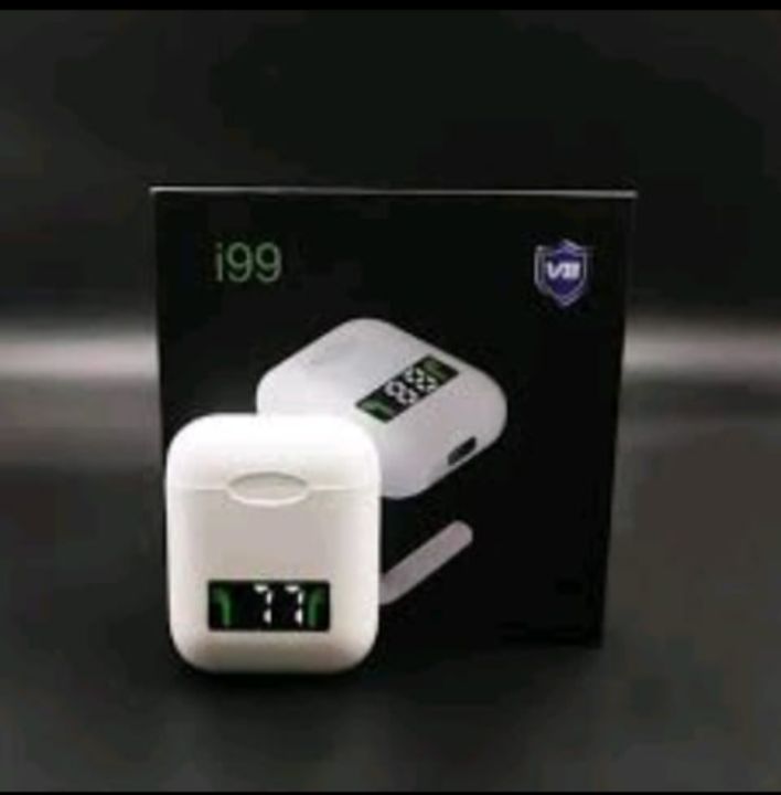 i99%20airport%20with%20box%20%F0%9F%8E%81%20-%20Image%202