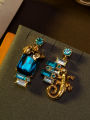 1 Pair of Vintage Inlaid Blue Rhinestone Ab Reptile-Shaped Exquisite Earrings Suitable for Women's Daily Wear and as a Birthday  for a Girlfriend. 