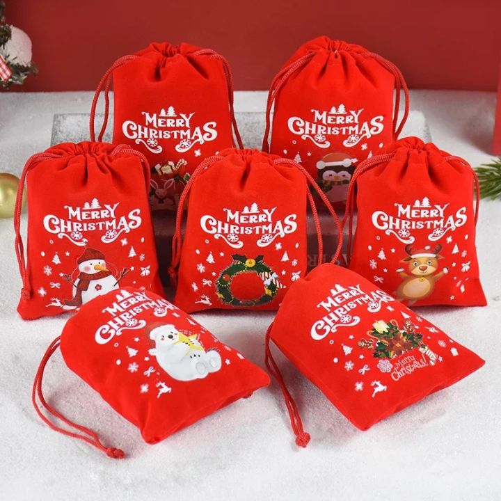5Pcs/Lot%20Xmas%20Patterns%20Velvet%20Bags%209x12%2015x20cm%20Small%20Christmas%20Candy%20Gift%20Bag%20Drawstring%20Pouch%20Boutique%20Jewelry%20Packaging%20Bags%20-%20Image%202