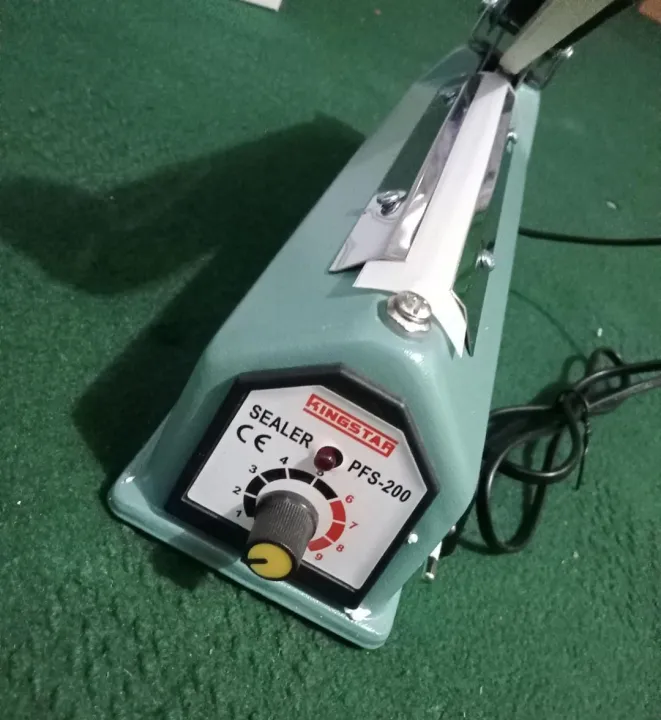 Kingstar%20Impulse%20Sealer%20Machine%20%7C%208%20&%2012%20Inch%0A%0AHeat%20Sealing%20Machine%20for%20Plastic%20&%20Poly%20Bags%20-%20Image%203