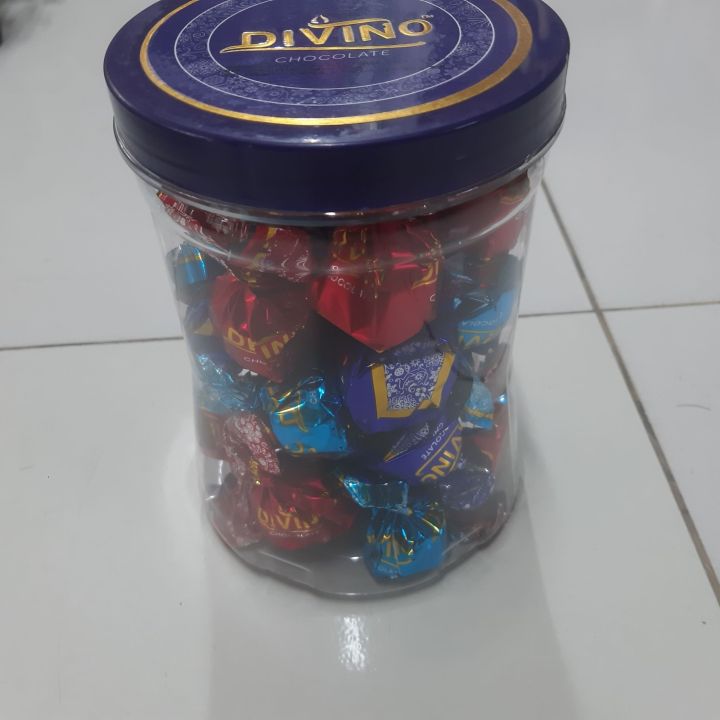 Divino%20chocolate%2030pic%20jar%20-%20Image%206