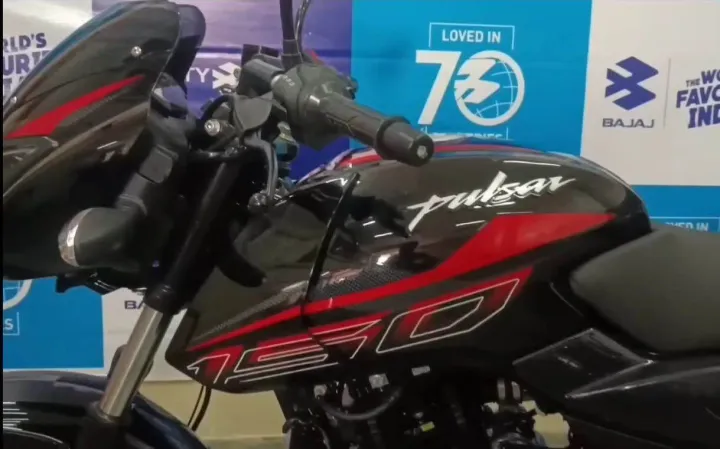 Bajaj%20Pulsar%20150%202024%20Black%20Bike%20Complete%20Sticker%20Kit%20-%20Image%203