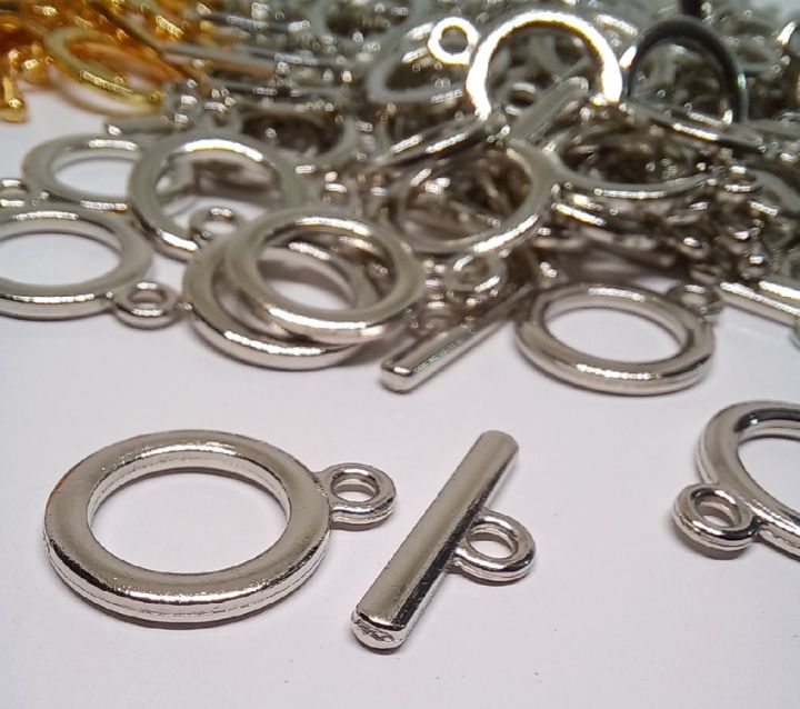 4%20pairs%20metal%20Toggle%20Clasp%20hooks%20connector%20%7C%20Set%20for%20Jewelry%20Making%20-%20Silver,%20Golden%20&%20Mixed%20Colors%20%7C%20Round%20Ring%20and%20Bar%20Closures%20for%20Bracelets%20&%20Necklaces%20%7C%20circle%20lock%20with%20bar%20-%20Image%206