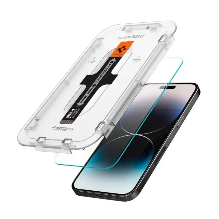 Spigen%20Tempered%20Glass%20Screen%20Protector%20for%20iPhone%2014%20%20/%2015%20/%2016%20/%2017%20Series%20-%20Image%202