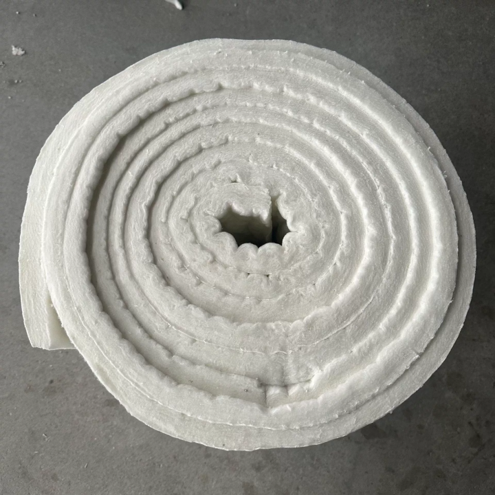 Ceramic%20Fiber%20Insulation%20Roll%20Heat%20Insulation%20Blanket%20High%20Temperature%20Proof%20Blanket%20-%20Image%205
