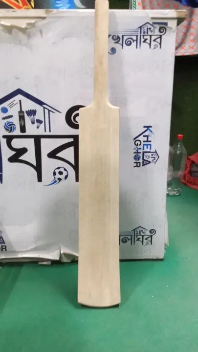 Joint%20less%20cricket%20bat,%20%2033"%20inch%20long,%20-%201pcs%20-%20Image%203
