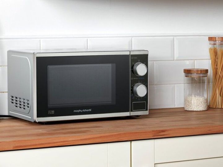 Morphy Richards 800W Food reheat Defrost Standard Microwave Oven - Silver

Made in UK