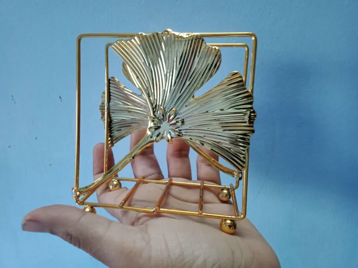 Creative%20Gold%20Metal%20Tissue%20Holder%20Storage%20Organizer%20Napkin%20Holder%20For%20Dinner%20Table%20-%20Image%204