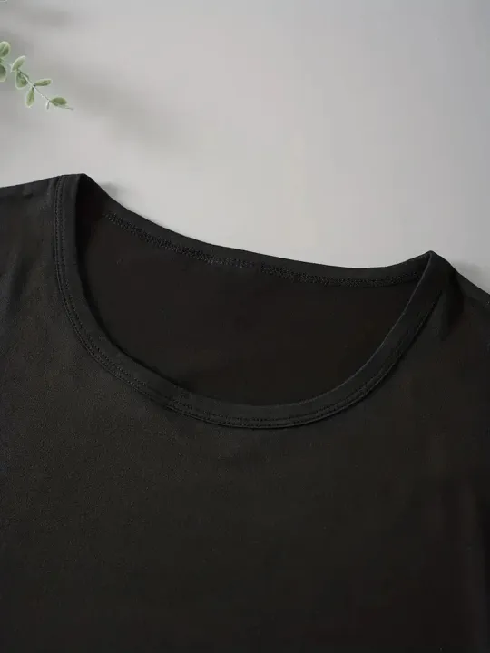 Women's%20Casual%20Printed%20Crop%20Top%20Athletic%20Style%20Short%20Sleeve%20Round%20Neck%20Gym%20T-Shirt%20for%20Workout%20&%20Fitness%20-%20Image%205