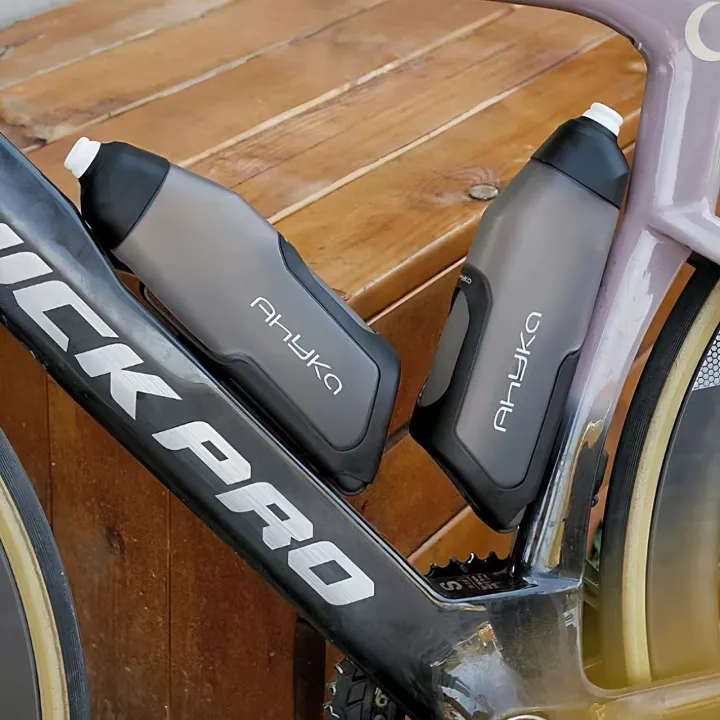Ahyka%20Aerodynamic%20Water%20Bottle%20600ml%20Cycling%20Carbon%20Fiber%20Cage%20Set%20Road%20Bike%20Frame%20Down%20Tube%20Triathlon%20Drag-Reduction%20Kettle%20-%20Image%202