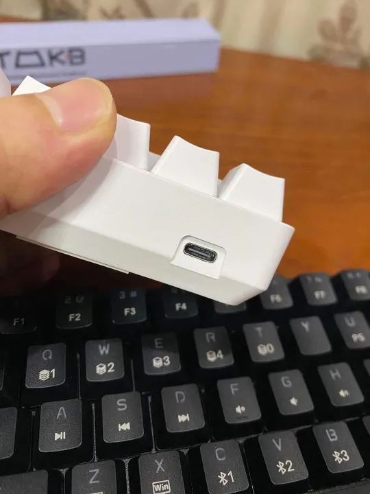 TMKB%20T63%20Gaming%20Keyboard%20Wireless,Triple%20Mode%20BT5.0/2.4G/USB-C%20Mechanical%20Keyboard%20Wireless,63%20Keys%20Wireless%20Bluetooth%20Keyboard,Rechargeable%20RGB%20Backlit%2060%20Percent%20Keyboard%20-%20Image%204