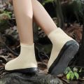 1 Pair Latex Waterproof Shoe Covers Anti-Slip Reusable for Outdoor Travel Rainy Day Unisex Overshoes Foot Protectors. 