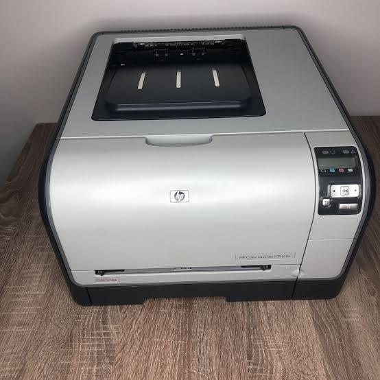 HP Color LaserJet
CP1515n Printer
