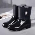 Rain ，boots for Women, Fashionable Outer Wear, Waterproof, Non-slip, Kitchen Work Rubber Shoes, Cotton Warm Mid-calf Water Shoes. 