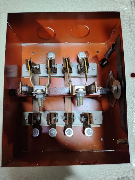 Changeover%20switch%20orginal%20copper%20manual%20DP%202%20POLE%2030A%20and%2060A%20-%20Image%206