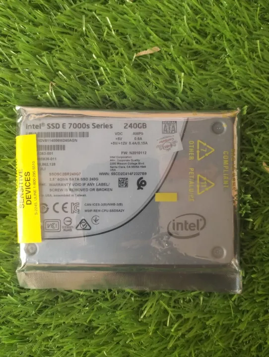 Intel%20SSD%20300GB,%20240GB,%20100GB,%20160GB,%20180GB%20%20and%2080GB%20Solid%20State%20Drive%202.5"%20SATA%20III%206Gb/s%207mm%20MLC%20-%20Image%203