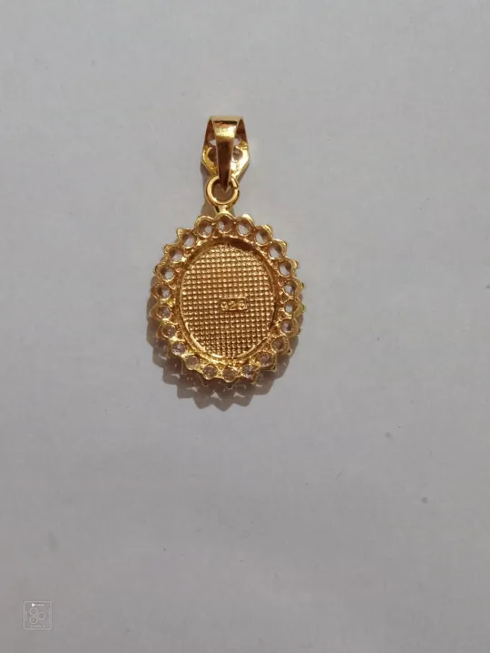 925%20Sterling%20Silver%20Four%20Qul%20Locket%20%E2%80%93%20Gold%20Plated%20with%20Stone%20Work%20-%20Image%203