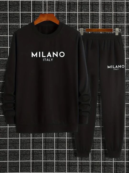 The%20New%20Men's%20Round-Neck%20Hoodie%20Set%20for%20Spring%20and%20Autumn%202025%20Features%20a%20Casual%20and%20Comfortable%203D%20Letter%20Pattern%20Print%20-%20Image%204