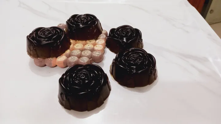 rose%20soap%20herbal%20handmade%20hand%20crafted%20rose%20soap%20-%20Image%206