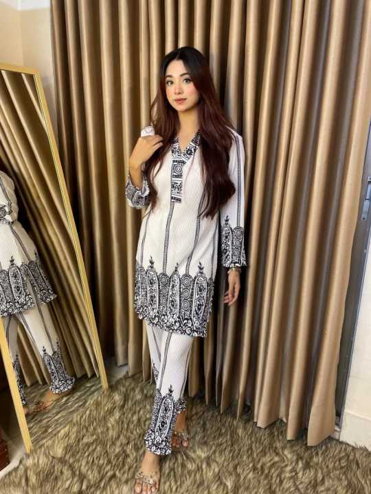 Pakistani%20two%20pis%20-%20Image%204