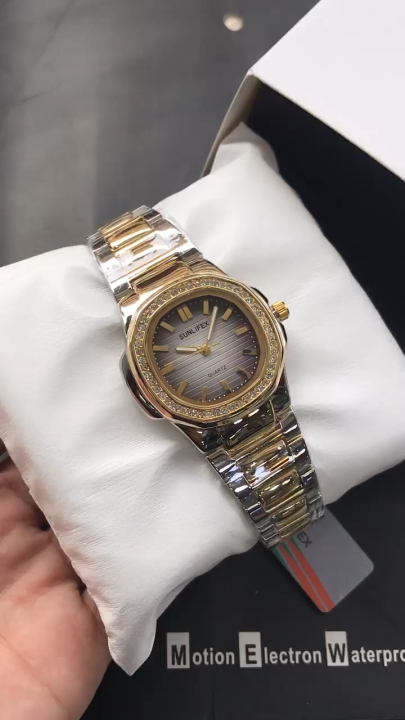 SUNLIFEX Luxury Women's Quartz Watch – Gold & Silver Stainless Steel Strap – Elegant Fashion Timepiece