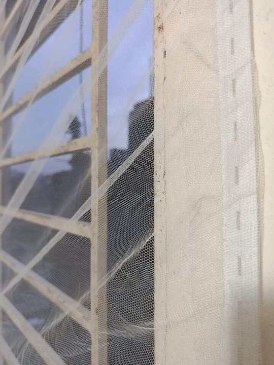 Premium%20Mosquito%20Net%20for%20Window%20%E2%80%93%205/6%20Feet,%20Durable%20&%20Breathable%20Insect%20Protection%20Canopy%20-%20Image%203