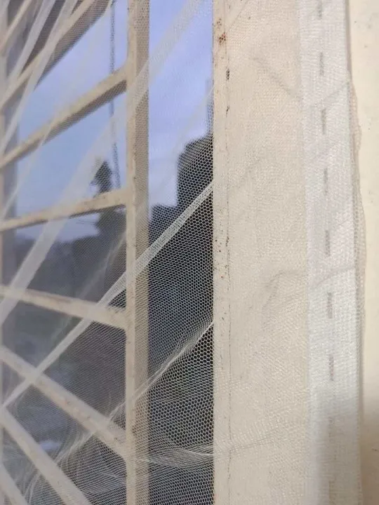Premium%20Mosquito%20Net%20for%20Window%20%E2%80%93%205/6%20Feet,%20Durable%20&%20Breathable%20Insect%20Protection%20Canopy%20-%20Image%203