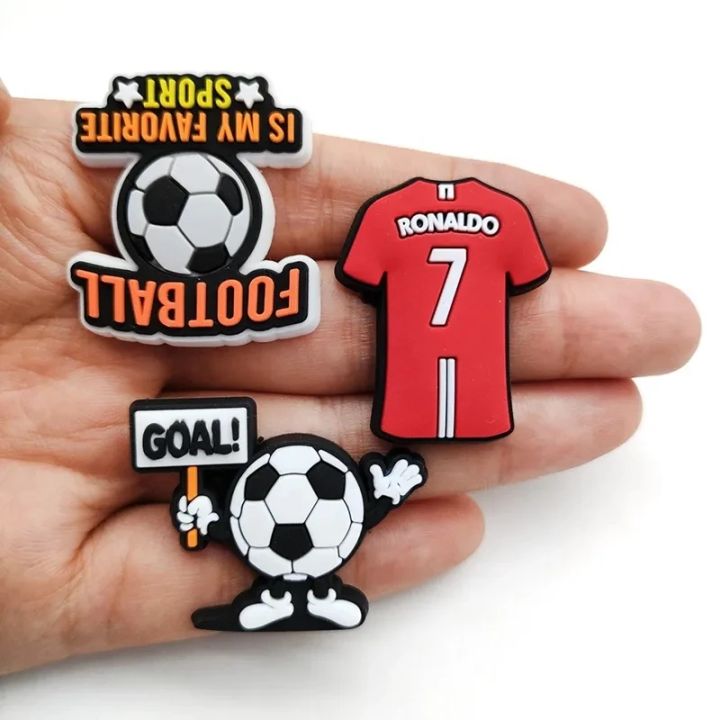 18PCS%20Soccer%20Sports%20Theme%20Hole%20Shoes%20Charms%20Packs%20Decoration%20Set%20Boys%20Men%20Football%20Style%20Buckle%20Slipper%20Sandals%20Shoe%20Accessories%20-%20Image%204
