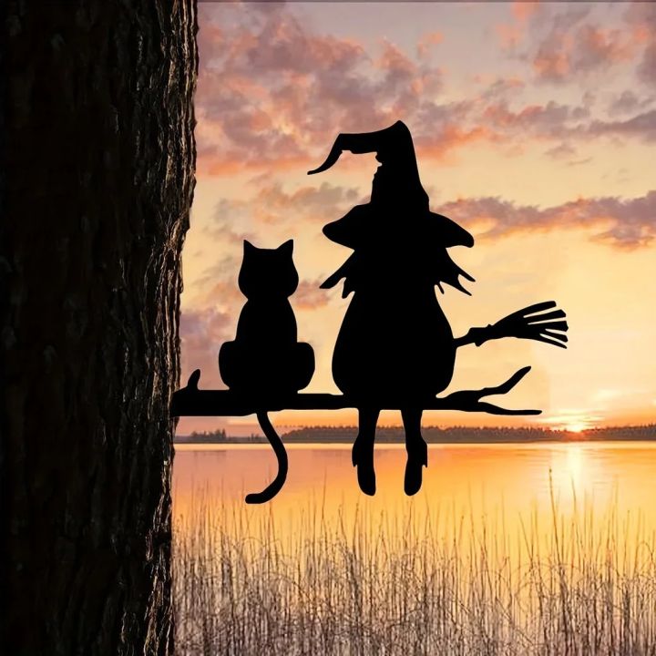 Garden%20Stake%20Iron%20Silhouette%20Cute%20Witch%20and%20Cat%20Tree%20Stump%20Plug-in%20Yard%20Art%20for%20Lawn%20Courtyard%20Decor%20-%20Image%203