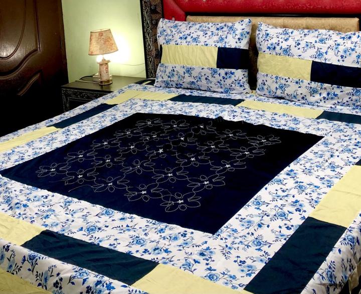 Embroidered%20Patch%20Work%20King%20Size%20BedSheet%20-%20High%20Quality%20-%20Cotton%20Double%20Bedsheet%20Embroided%20by%20Dazzling%20point%20-%20Image%202