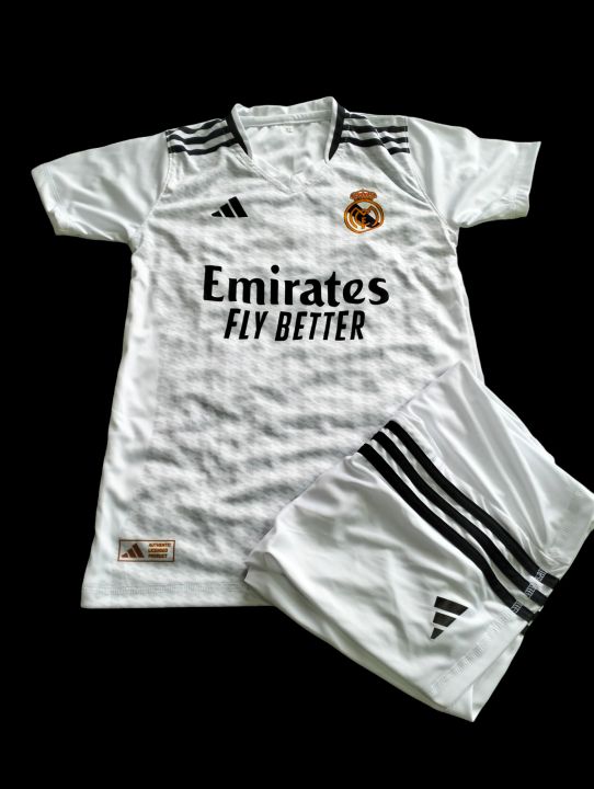 Real%20Madrid%20Jersey%20Kids%20Size%20Full%20Kit%20-%20Image%206