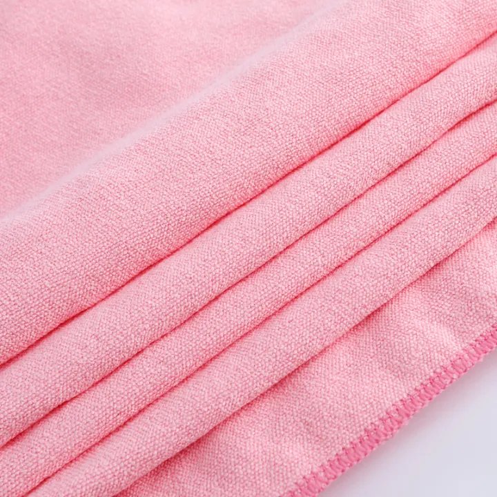 Hot%20Yoga%20Towels%20with%20Grip%20Points%20to%20Absorb%20Sweat%20and%20Prevent%20Slipping,%20Suitable%20for%20Hot%20Yoga,%20Spicy%20Design%20-%20Image%206