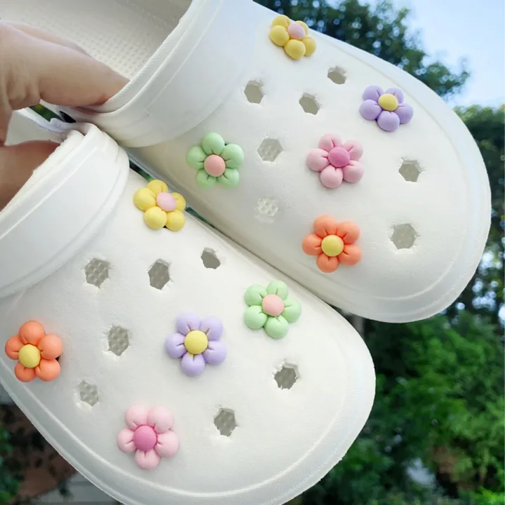 10pcs%20Set%20Shoes%20Decoration%20For%20Crocs%20Three-dimensional%20Flowers%20Shoes%20for%20Women%20DIY%20Shoe%20Accessories%20-%20Image%202