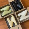 2024 Summer Men's YZY Slides Brand Men Women Slippers Orginal Slides Women Beach Casual Shoes EVA Flip-flops Man Beach Sandals. 
