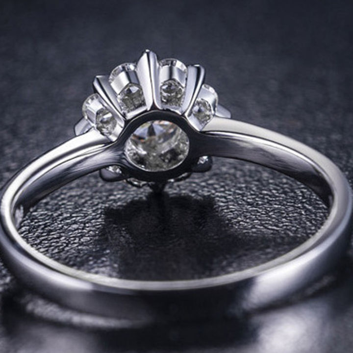Luxury%20925%20Sterling%20Silver%20Classic%20Ring%20for%20Women%20%20snowflake%20jewelry%20simple%2030ct%20diamond%20ring%20imitation%20diamond%20women's%20ring%20-%20Image%204