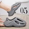 Couples hole shoes summer coconut sandals men's beach shoes fashion outdoor EVA sandals and slippers Baotou shoes. 