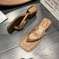 Flip-flops Women's Outer Wear 2025 New Summer Seaside Square Head Middle Heel Beach with Skirt Pinch Foot Cool Slippers. 