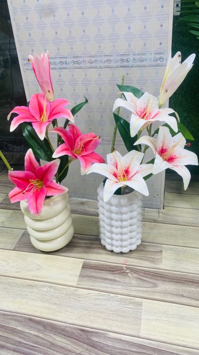 Artificial%20lily%20flower%20with%20ceramic%20vase%20-%20Image%203